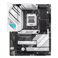 ASUS ROG STRIX B650-A GAMING WIFI — vue principale sur fond blanc carré — réf. 90MB1BP0-M0EAY0