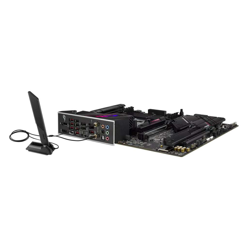 ASUS ROG STRIX B650E-E GAMING WIFI — vue avec antenne Wi-Fi sur fond blanc carré — réf. 90MB1BB0-M0EAY0