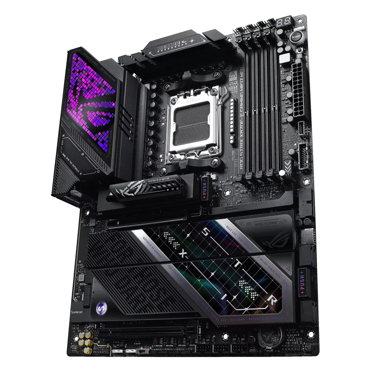 ASUS ROG STRIX X870E-E GAMING WIFI7 NEO — vue en perspective à 60 degrés sur fond blanc carré — réf. 90MB1P20-M0EAY0