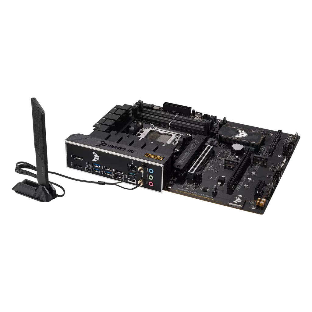 ASUS TUF GAMING B650-E WIFI — vue avec antenne Wi-Fi sur fond blanc carré — réf. 90MB1GT0-M0EAY0