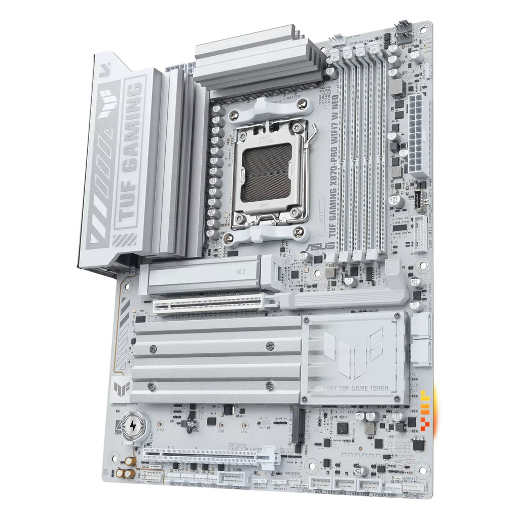 ASUS TUF GAMING X870-PRO WIFI7 W NEO — vue en perspective à 60 degrés sur fond blanc carré — réf. 90MB1NY0-M0EAY0