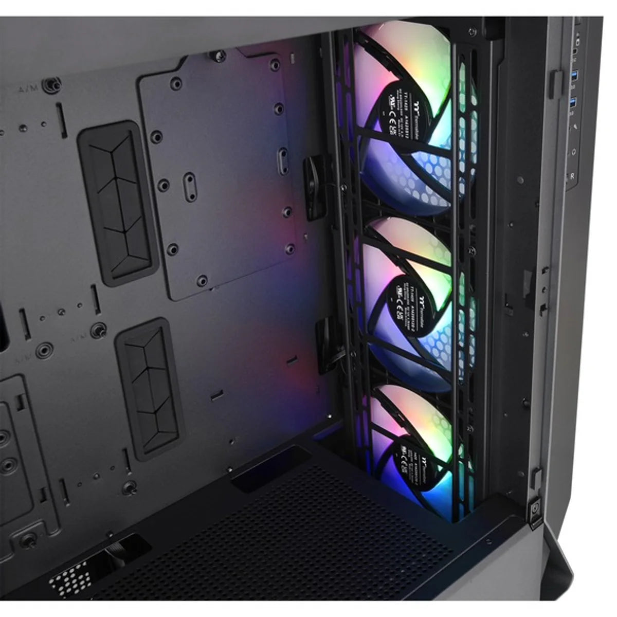 Thermaltake Ceres 500 TG ARGB — Noir — vue 16