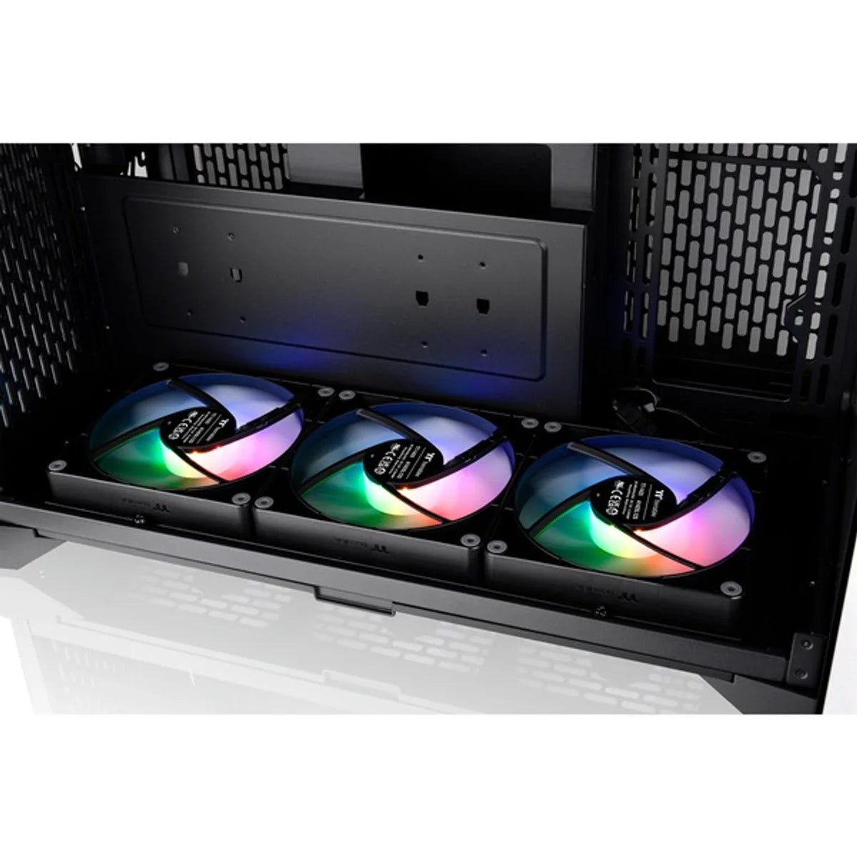 Thermaltake CTE E600 MX — Noir — vue 19