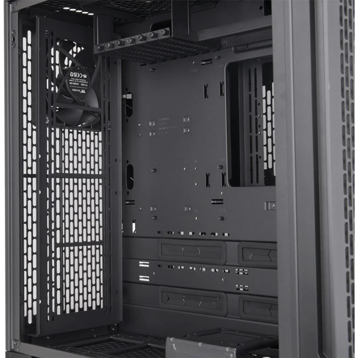 Thermaltake CTE C700 Air — Noir — vue 16