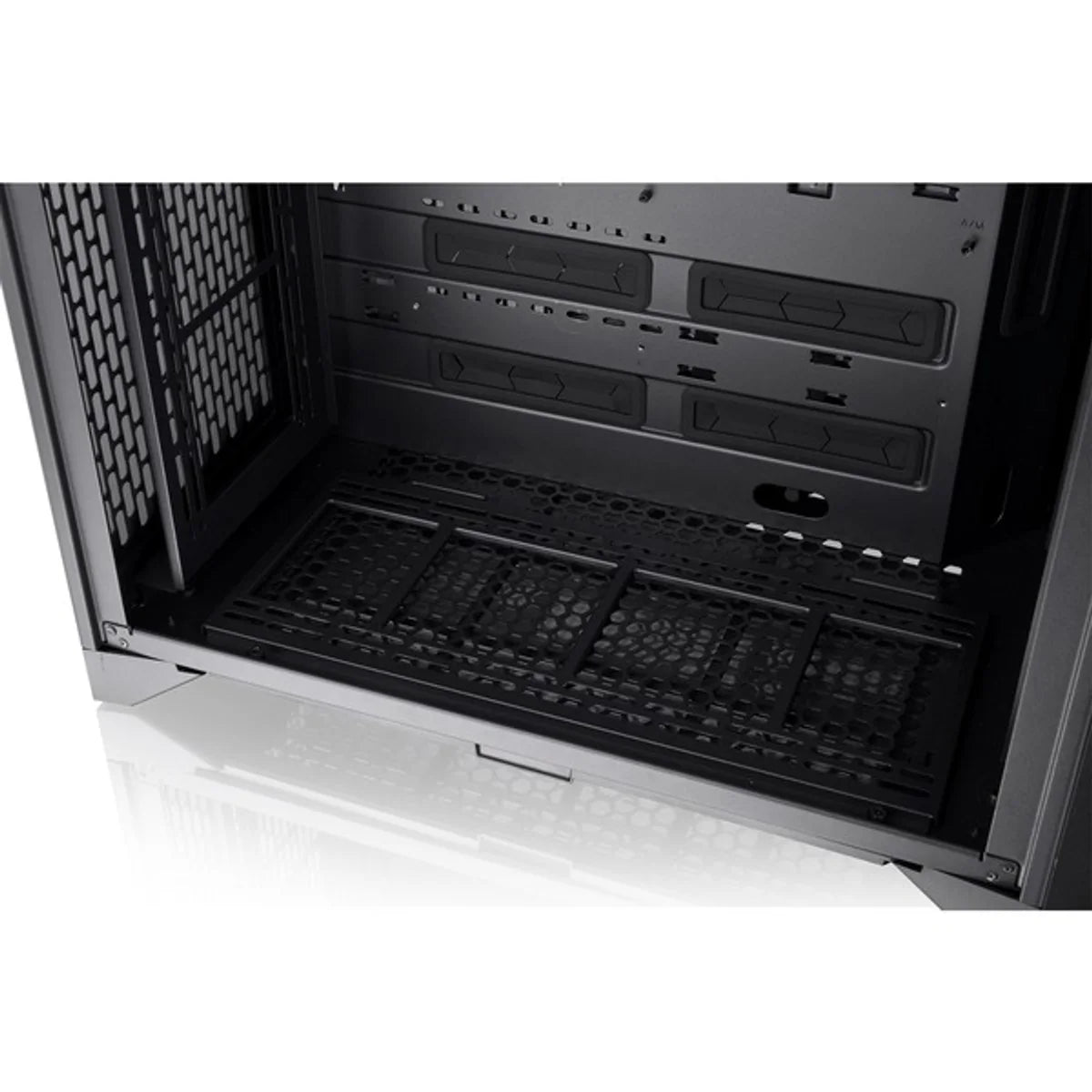 Thermaltake CTE C700 Air — Noir — vue 18