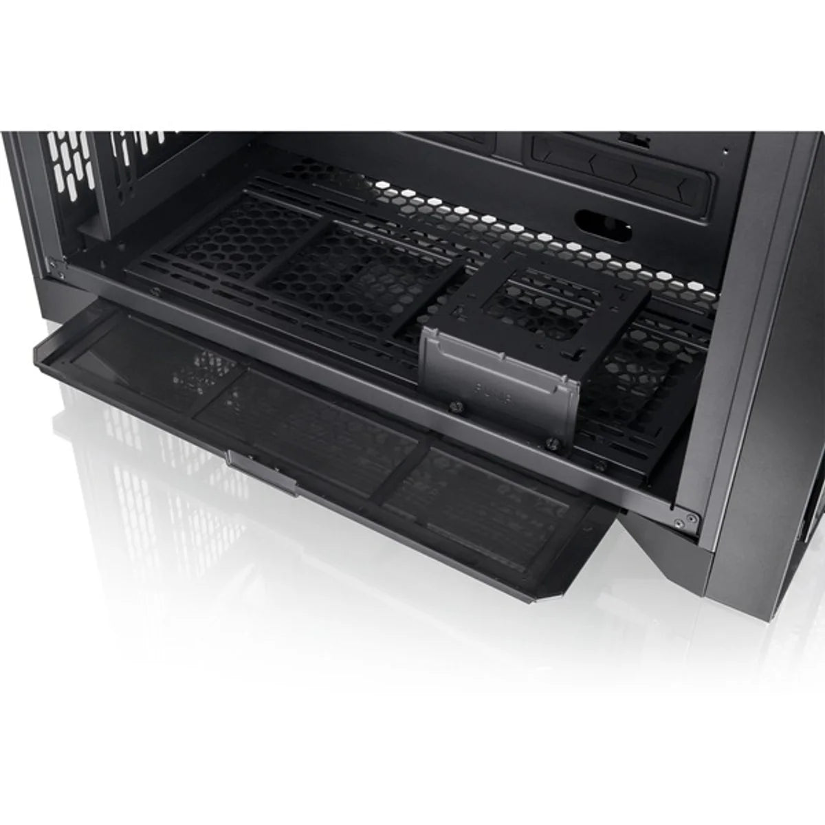 Thermaltake CTE C700 Air — Noir — vue 19