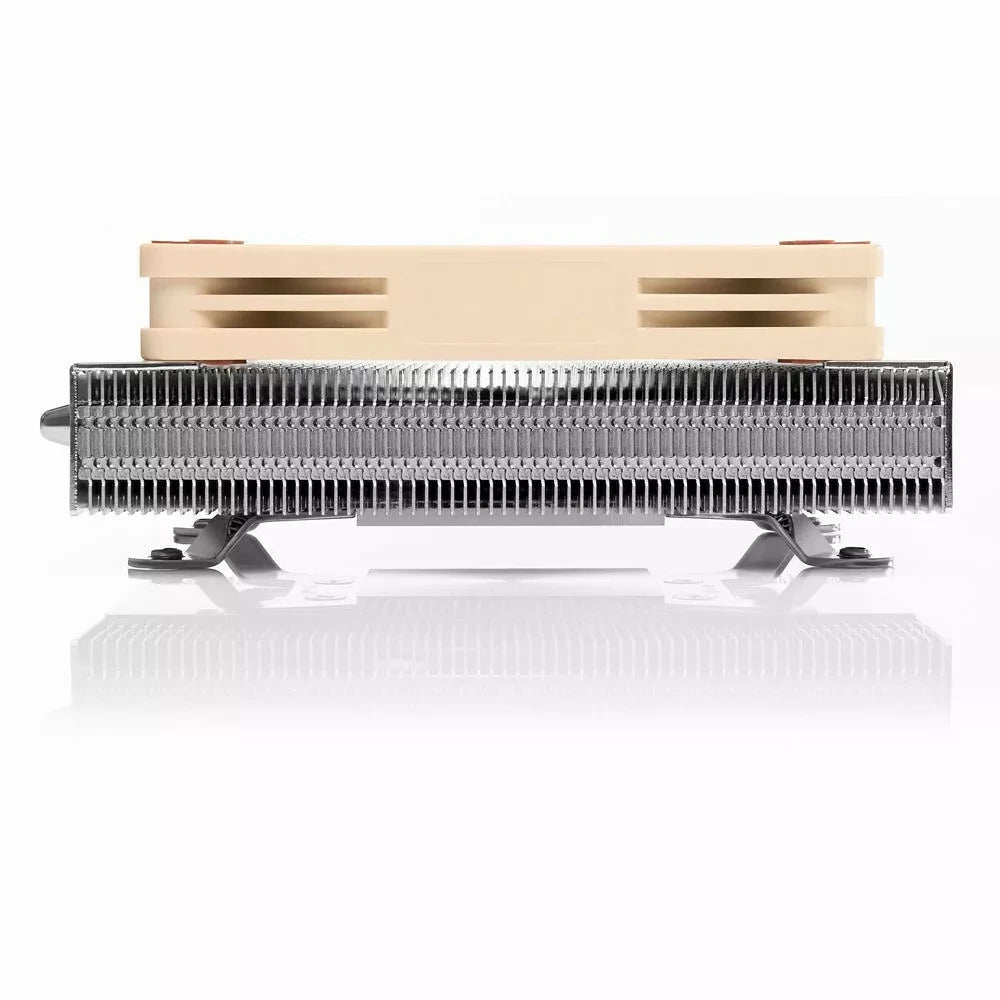 Noctua NH-L9A-AM5 — vue produit 3 du ventirad CPU sur fond blanc — réf. NH-L9A-AM5