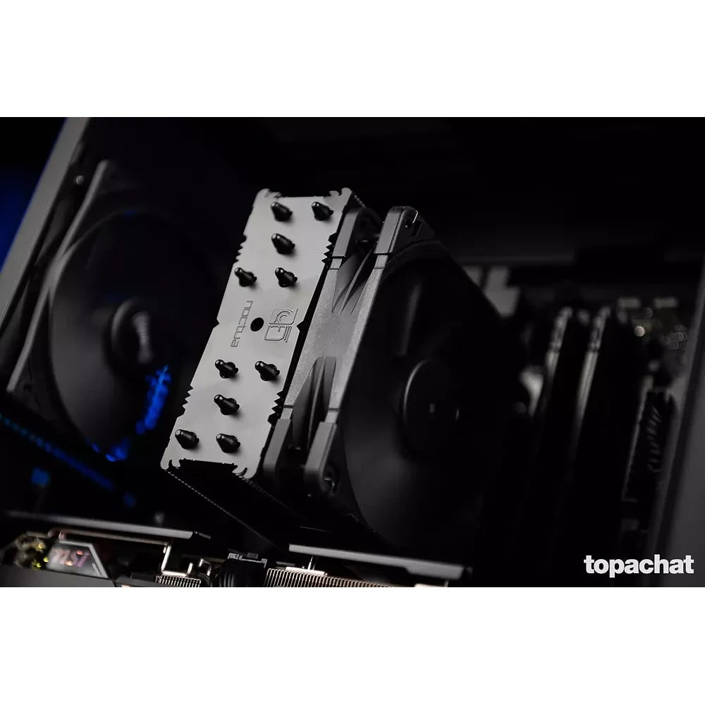 Noctua NH-U12S chromax.black — vue produit 2 du ventirad CPU sur fond blanc — réf. NH-U12S-CHROMAX-BLACK