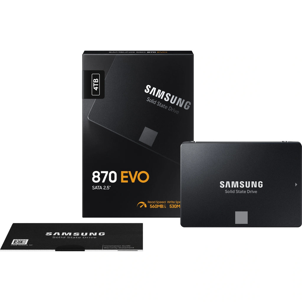 Samsung 870 EVO 8 To — contenu de la boîte du SSD SATA 2,5 pouces sur fond blanc carré — réf. MZ-77E4T0B/EU