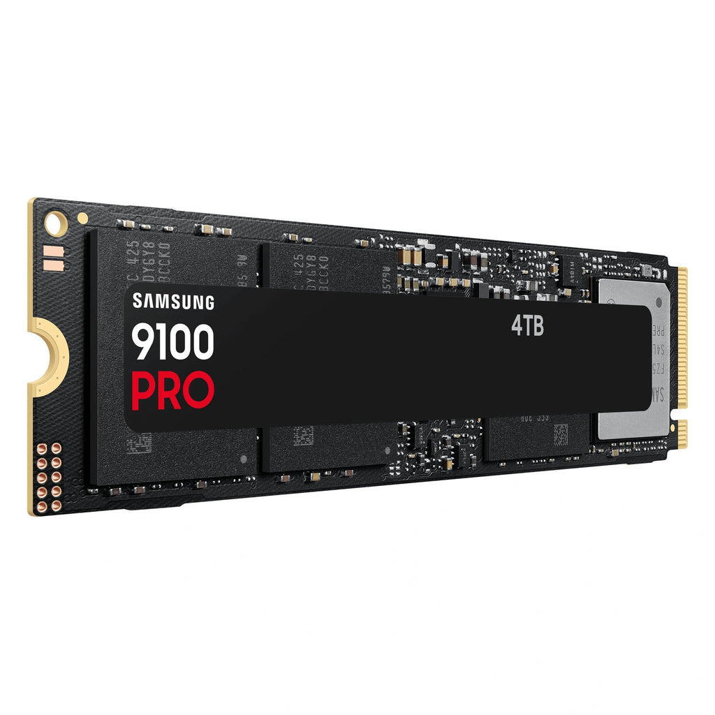 Samsung 9100 PRO 4 To — vue en perspective gauche du SSD M.2 NVMe PCIe 5.0 x4 sur fond blanc carré — réf. MZ-VAP4T0BW